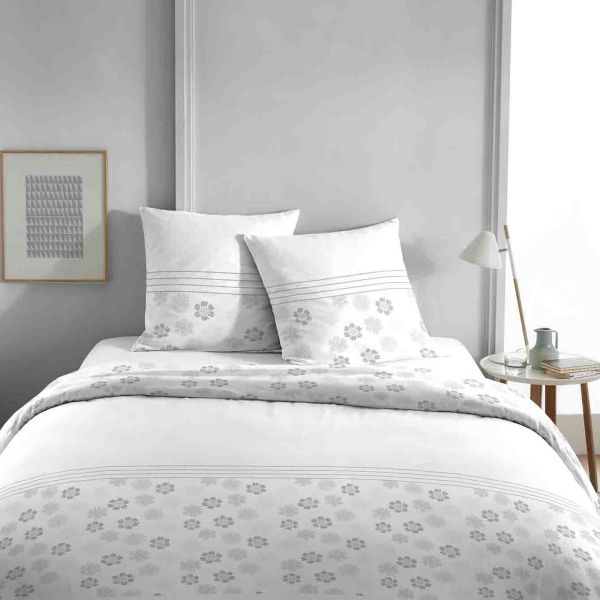 Housse de couette 220x240 cm + 2 taies d'oreiller 63x63 cm 100% Coton 57 fils Reine Blanc